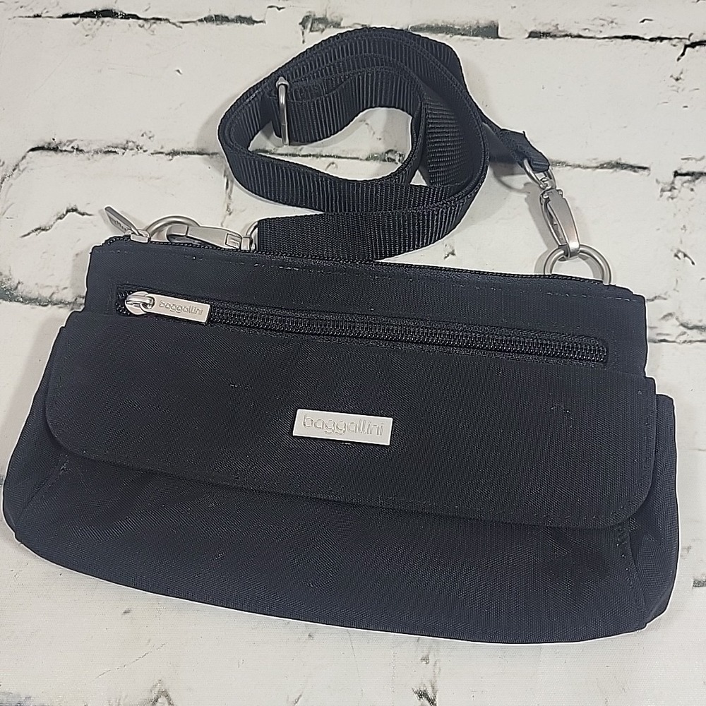 Baggallini Crossbody Mini Bag Multi-Pocket Black Nylon Organizer Travel Purse